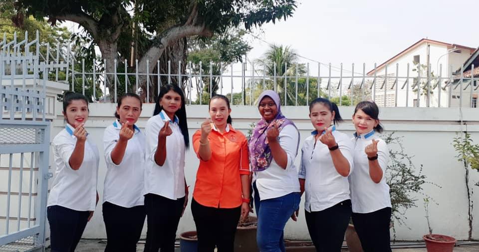Cheerful Staff Nursing Home Penang